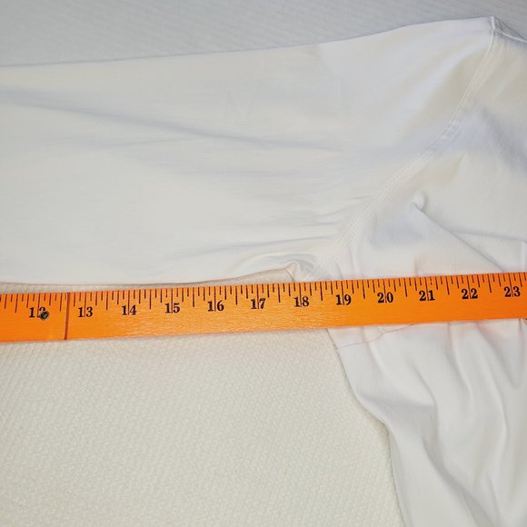 Time and Tru White Button Down Shirt Women's Large Preppy Career Casual Classic - Picture 6 of 12